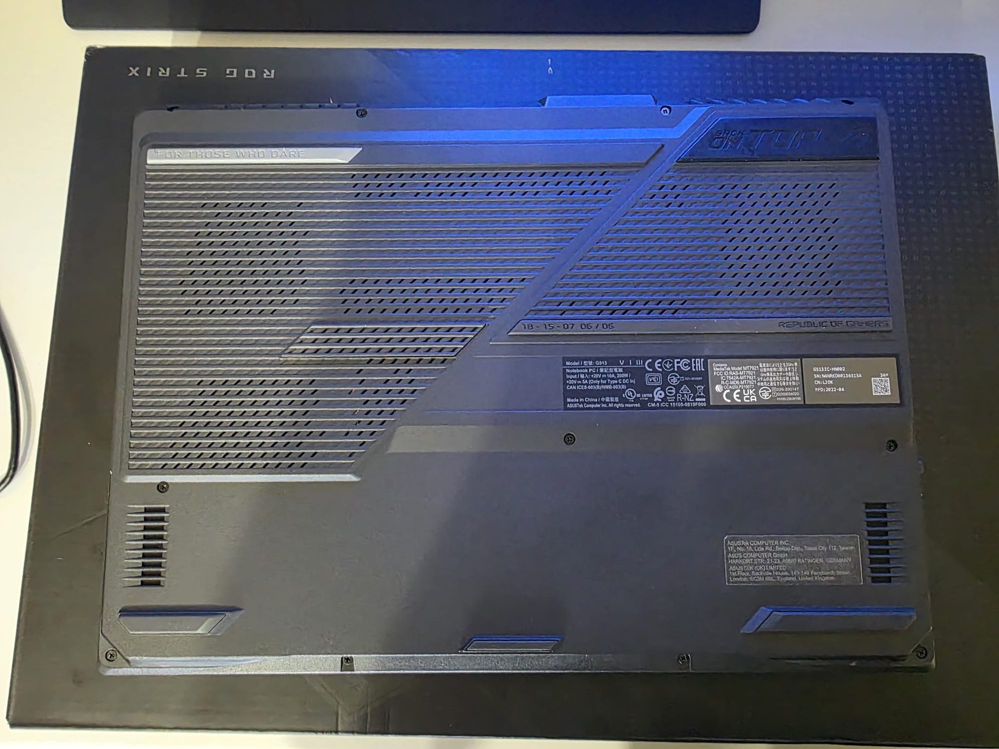 Laptop Asus ROG Strix G513 – Ryzen 7 / 32 GB DDR4 / RTX 3050 / 1.5 TB