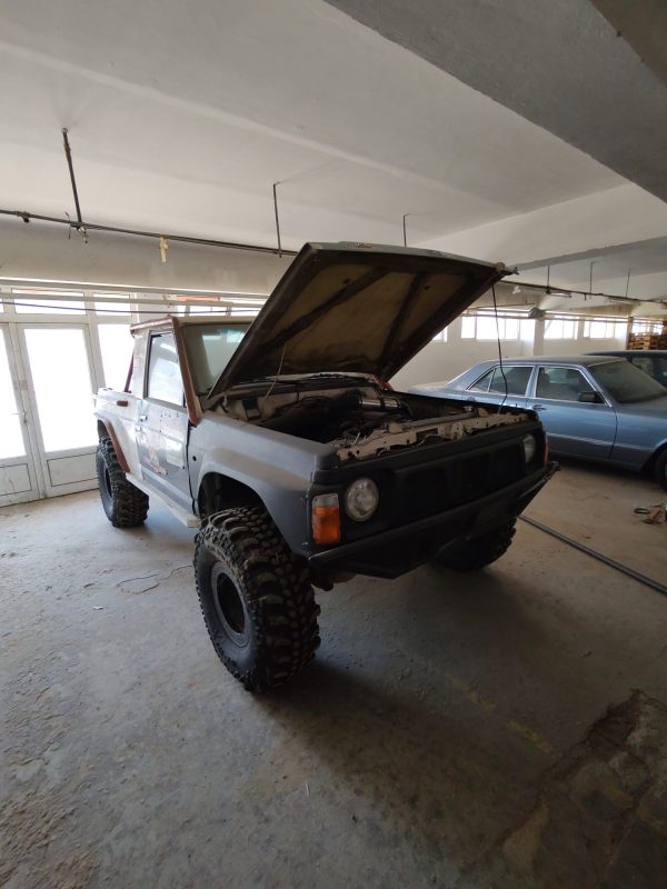 Nissan Patrol Y60